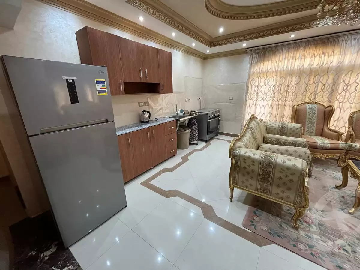 https://aqarmap.com.eg/en/listing/5745101-for-rent-cairo-new-cairo-first-settlement-mhwr-mstfy-kml