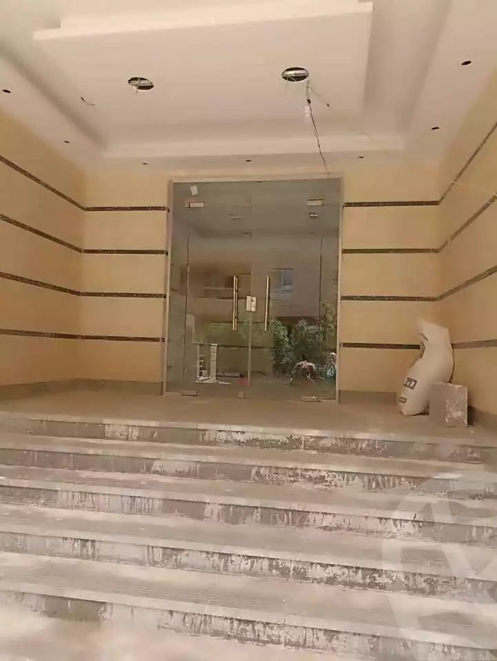 https://aqarmap.com.eg/en/listing/5745335-for-sale-cairo-mokattam-lhdb-l-ly-shr-krym-bnwn