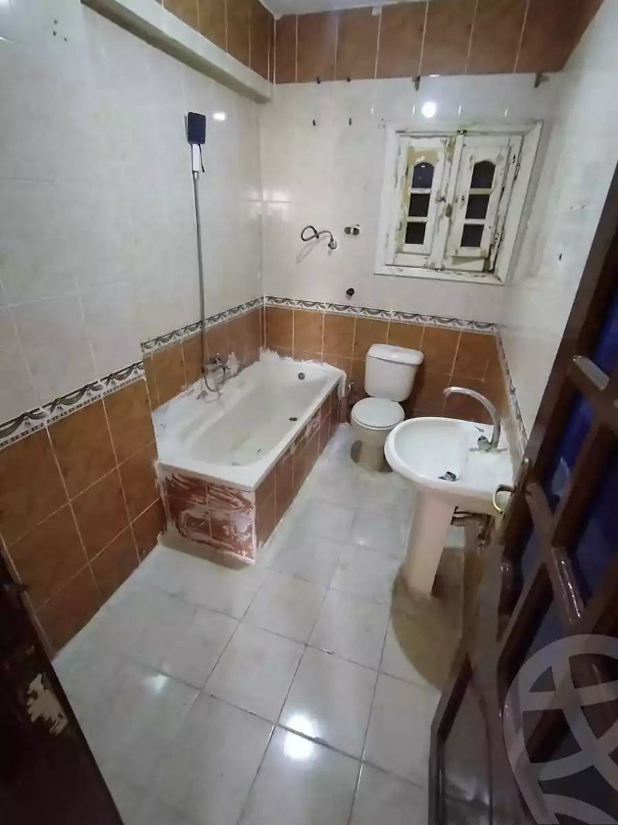 https://aqarmap.com.eg/en/listing/5745339-for-sale-alexandria-l-jmy-lbytsh-shahr-al-assal-st