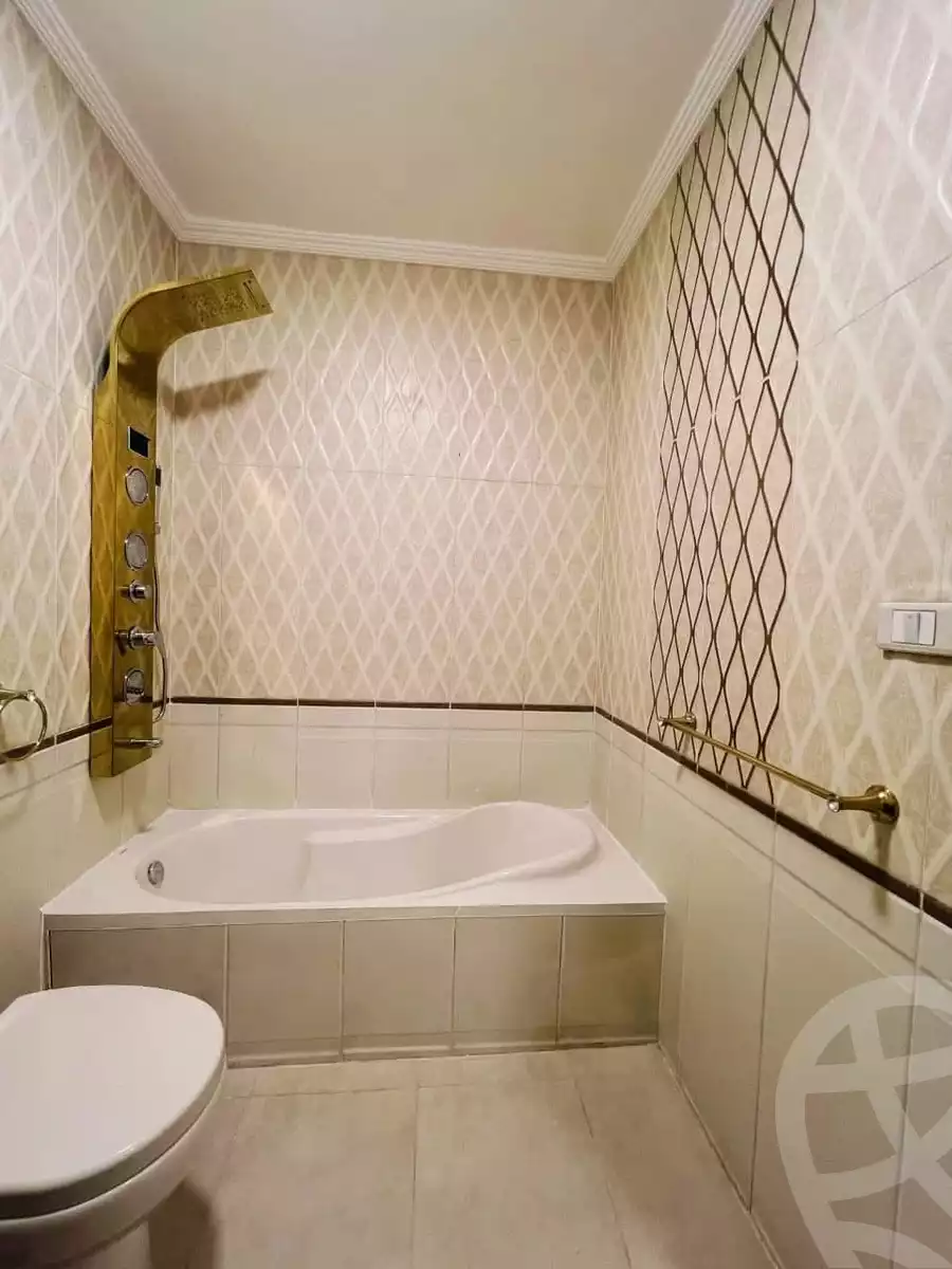 https://aqarmap.com.eg/ar/listing/5745574-for-sale-alexandria-l-jmy-lbytsh-bianchiii