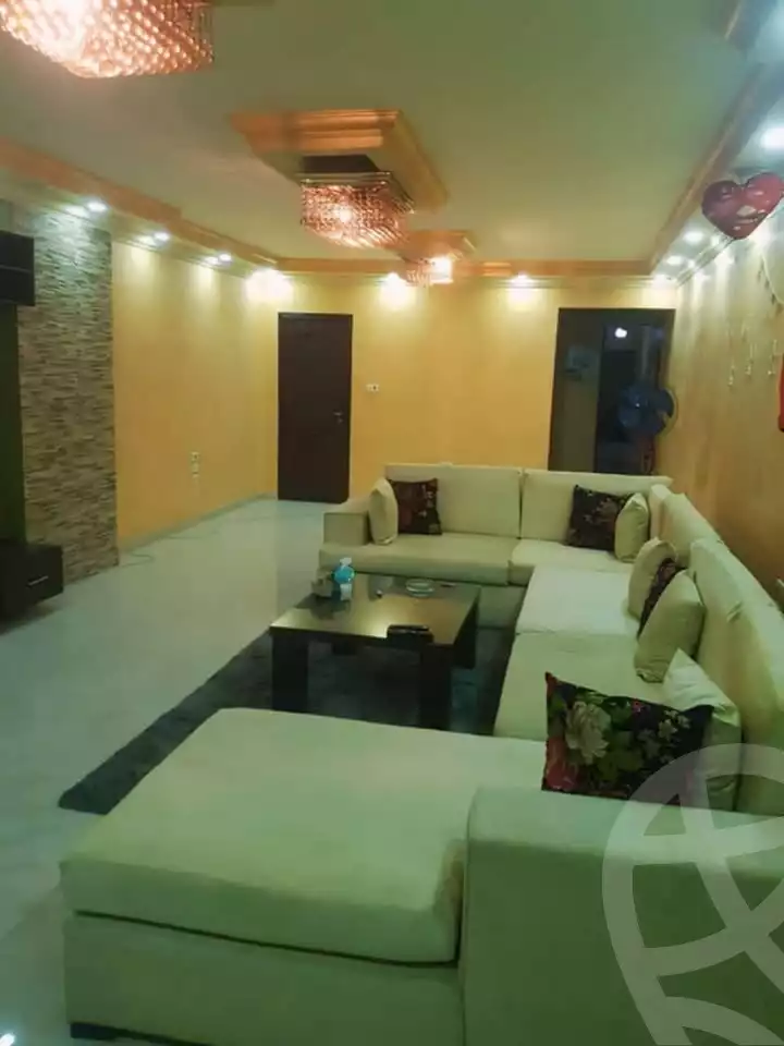 https://aqarmap.com.eg/en/listing/5747345-for-sale-cairo-el-haram-abo-el-feda-st