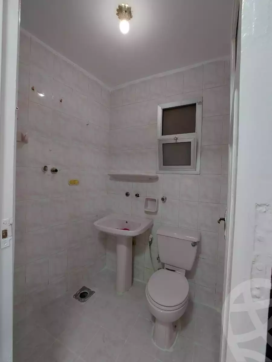 https://aqarmap.com.eg/en/listing/5750444-for-sale-alexandria-l-jmy-shataa-el-nakheel