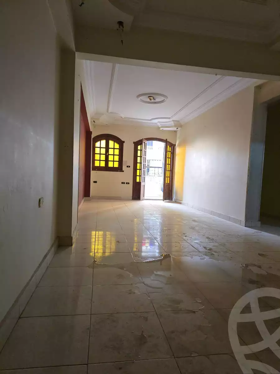 https://aqarmap.com.eg/en/listing/5750499-for-sale-cairo-helwan-helwan-el-sharkeya-mostafa-safwat-st