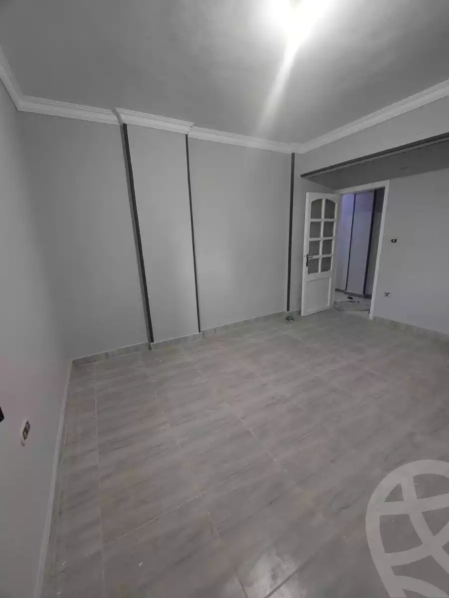 https://aqarmap.com.eg/en/listing/5750511-for-rent-cairo-helwan-mohamed-sayed-ahmed-st