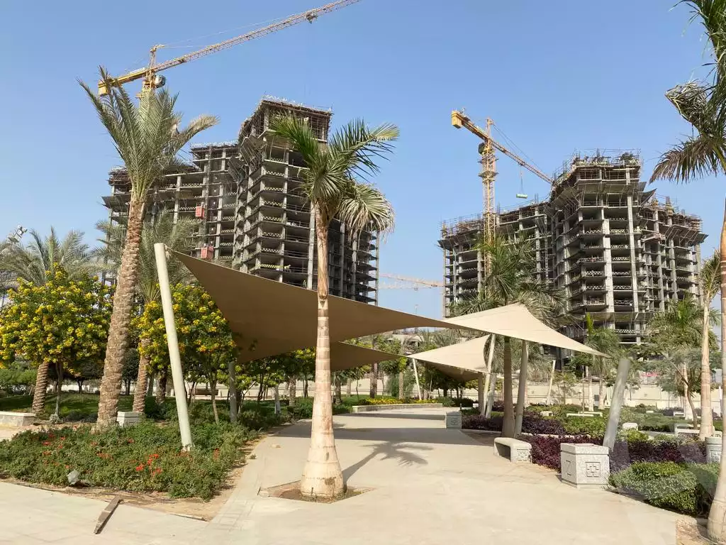 https://aqarmap.com.eg/en/listing/5752003-for-sale-cairo-el-sheikh-zayed-city-compounds-zyd-wr-llttwyr-z-tower