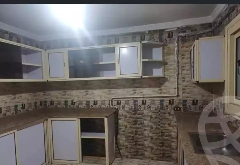 https://aqarmap.com.eg/en/listing/5754191-for-rent-alexandria-zezenia