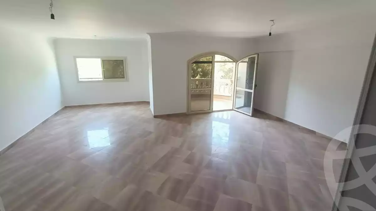 https://aqarmap.com.eg/en/listing/5737103-for-sale-cairo-6th-of-october-el-wahatt-road