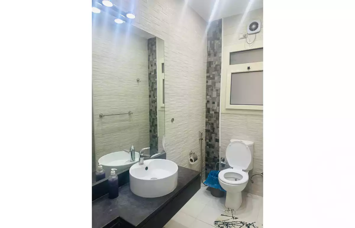 https://aqarmap.com.eg/en/listing/5759136-for-rent-cairo-new-cairo-compounds-kmbwnd-dh-fyldj-blm-hylz