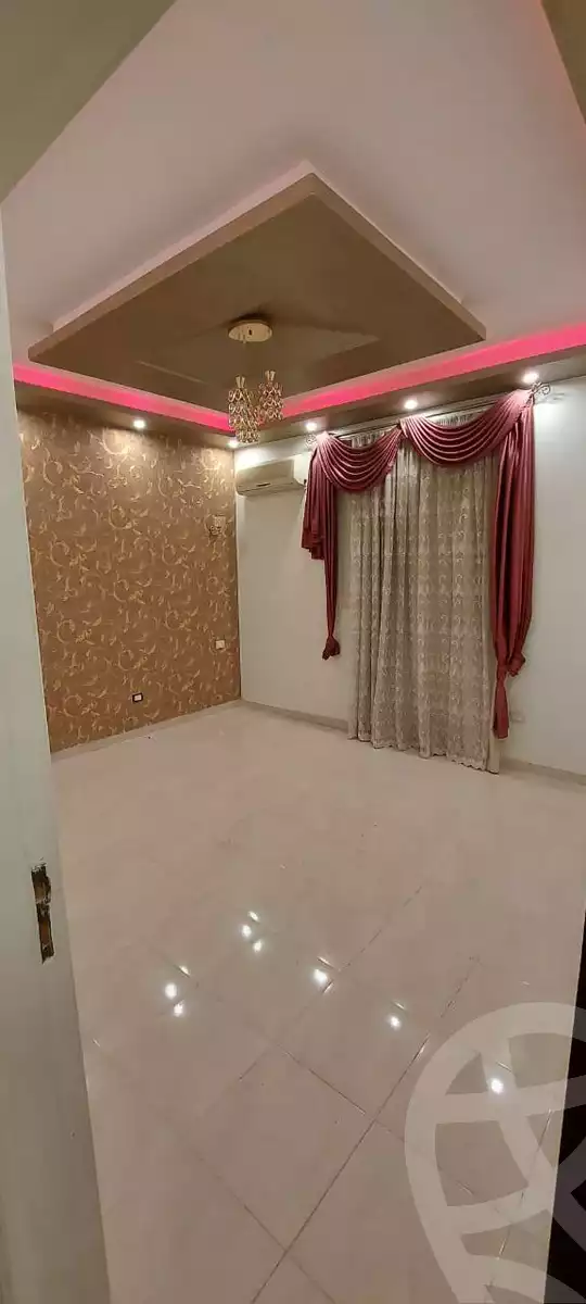 https://aqarmap.com.eg/en/listing/5761685-for-sale-cairo-mokattam-el-hadabah-el-wosta-el-mantaqa-el-olaa-baron-school-street