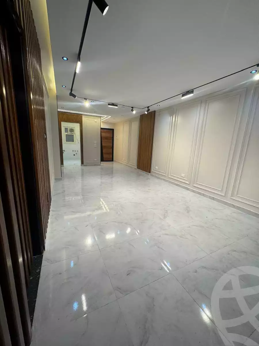 https://aqarmap.com.eg/en/listing/5761696-for-sale-cairo-mokattam-el-hadabah-el-wosta-el-mantaqa-el-olaa-baron-school-street