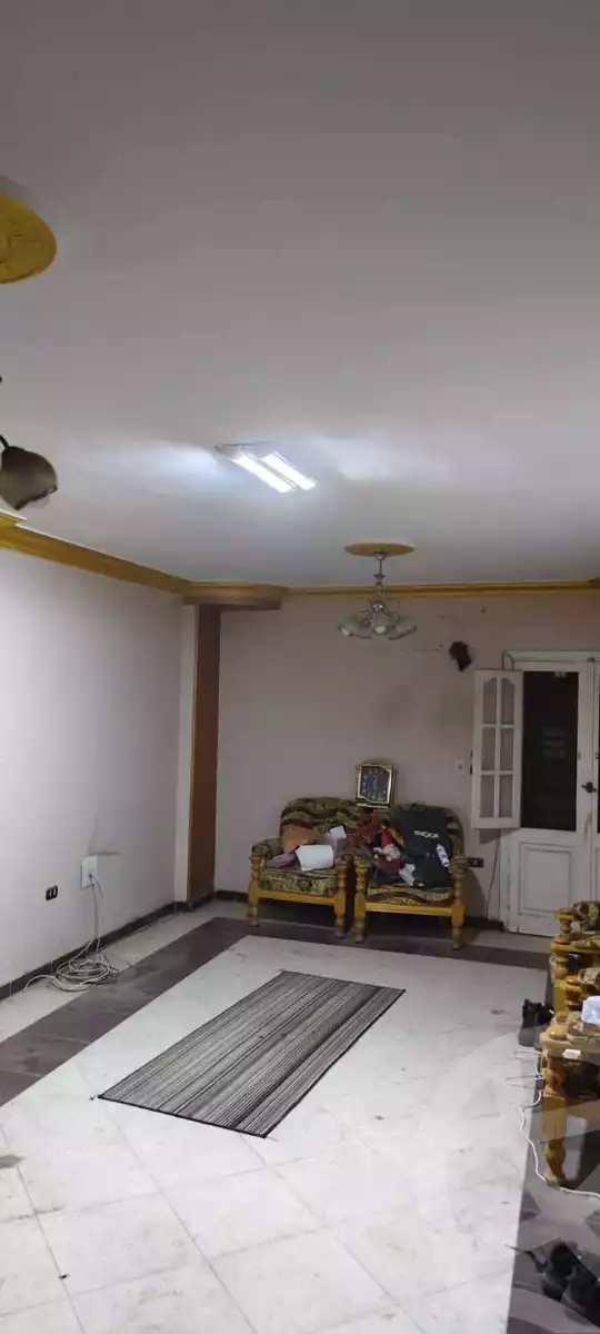https://aqarmap.com.eg/en/listing/5761985-for-sale-cairo-el-zaytun-lzytwn-lbhry-salim-al-awal-st