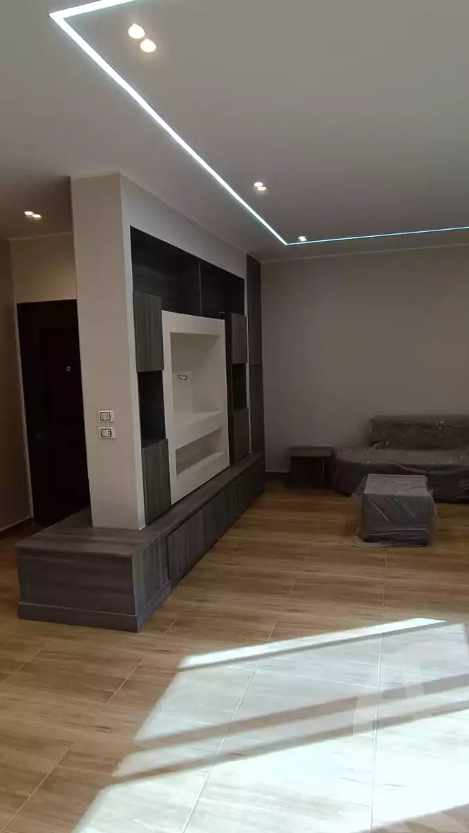 https://aqarmap.com.eg/en/listing/5817579-for-rent-cairo-new-cairo-compounds-grand-caesar-thiqa