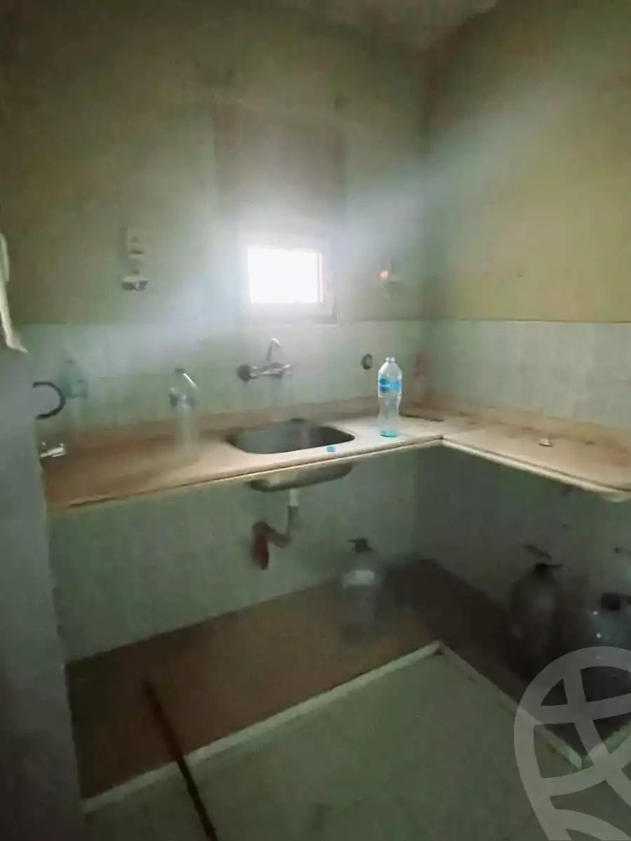 https://aqarmap.com.eg/en/listing/5763175-for-sale-alexandria-l-jmy-lbytsh-mecca-st