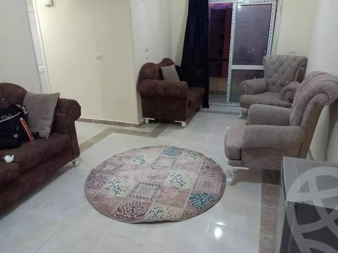 https://aqarmap.com.eg/en/listing/5763477-for-sale-cairo-15th-of-may-manteqat-el-90-fadan