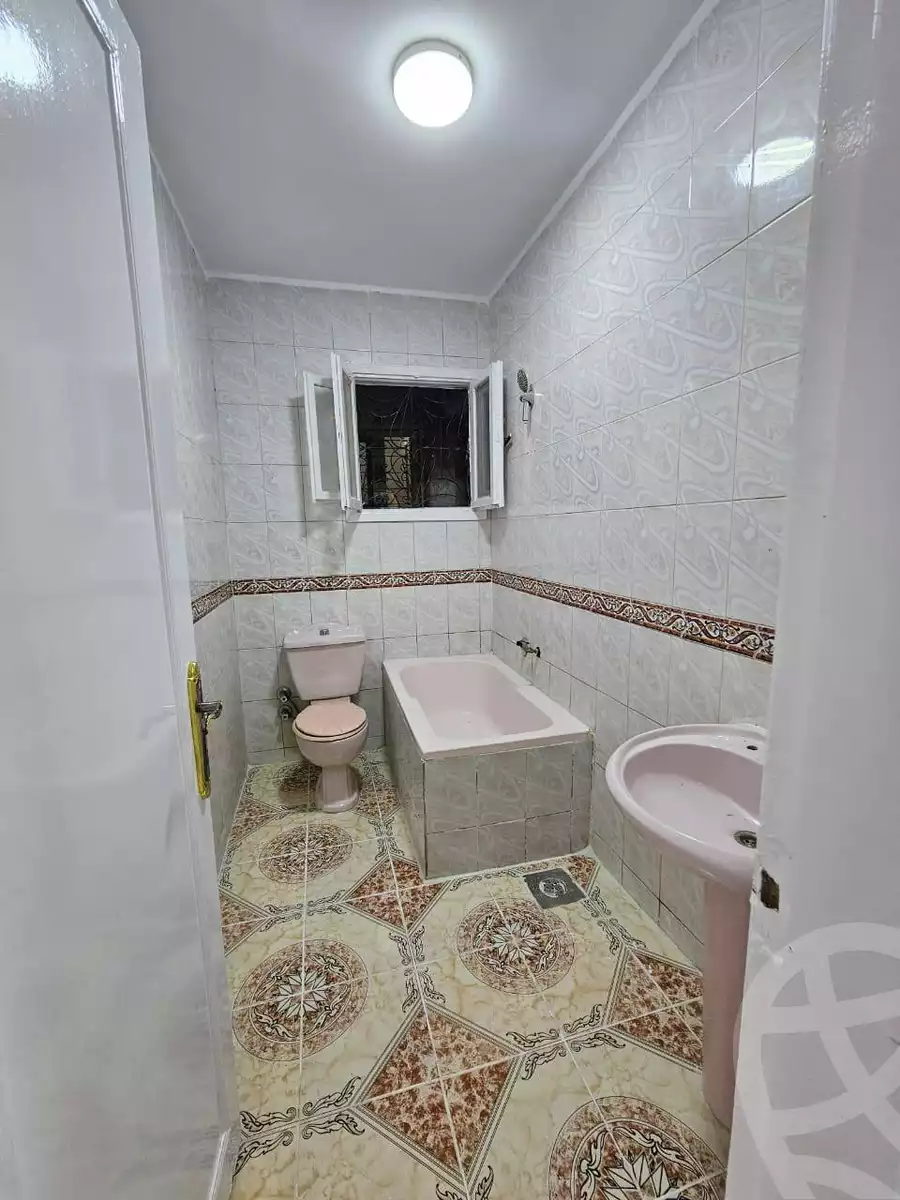 https://aqarmap.com.eg/ar/listing/5764917-for-sale-alexandria-l-jmy-shataa-el-nakheel-street-27