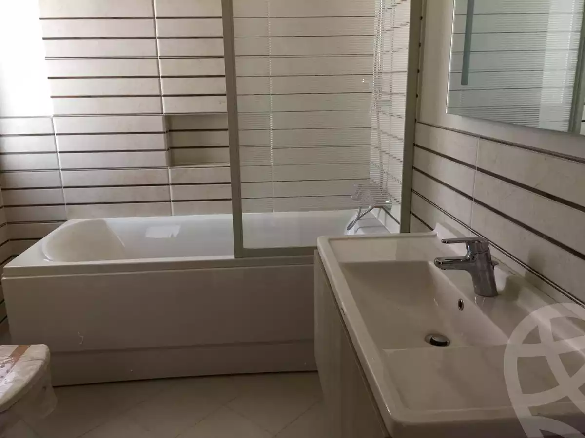 https://aqarmap.com.eg/ar/listing/5765929-for-rent-cairo-el-sheikh-zayed-city-compounds-kmbwnd-ljry-swdyk