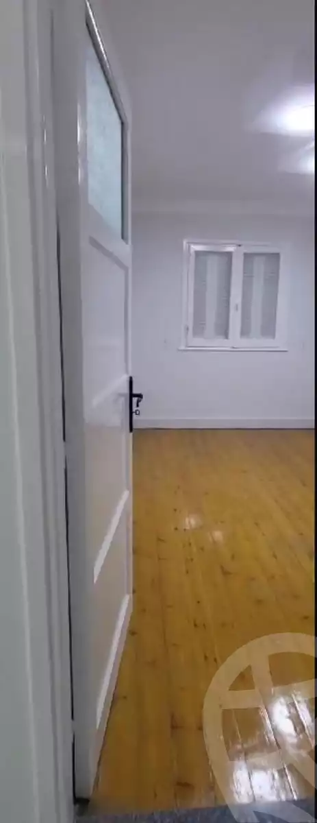 https://aqarmap.com.eg/en/listing/5766818-for-sale-alexandria-sydy-bshr-sydy-bshr-bhry-shr-khld-bn-lwlyd