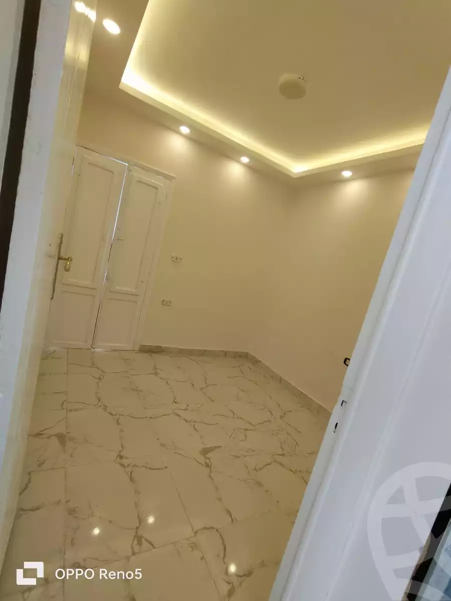https://aqarmap.com.eg/ar/listing/5768721-for-sale-cairo-helwan-helwan-el-sharkeya-el-maraghi-st