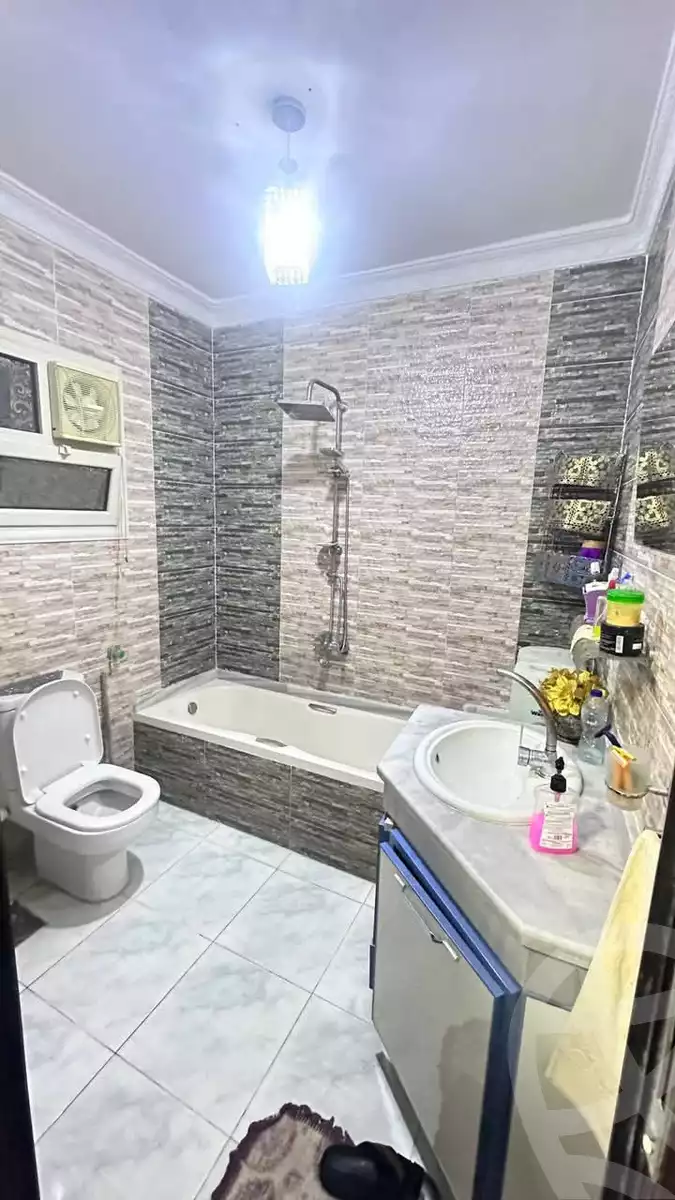 https://aqarmap.com.eg/en/listing/5769477-for-sale-alexandria-l-jmy-lbytsh-bianchiii