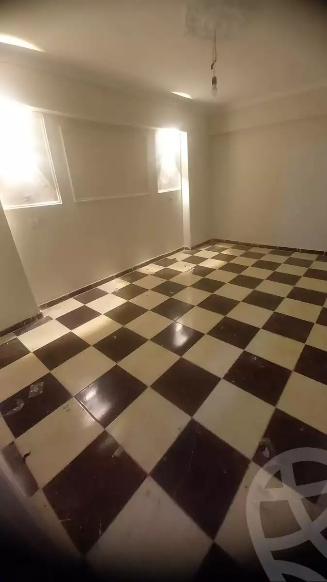 https://aqarmap.com.eg/ar/listing/5770152-for-sale-alexandria-bahray-el-anfoshy-sidi-al-mawazini-st