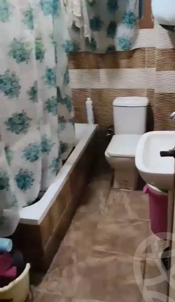 https://aqarmap.com.eg/ar/listing/5769513-for-sale-cairo-ain-shams-6-october-st