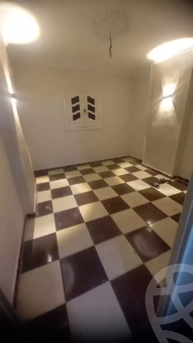 https://aqarmap.com.eg/ar/listing/5771398-for-sale-alexandria-bahray-el-anfoshy-sidi-al-mawazini-st