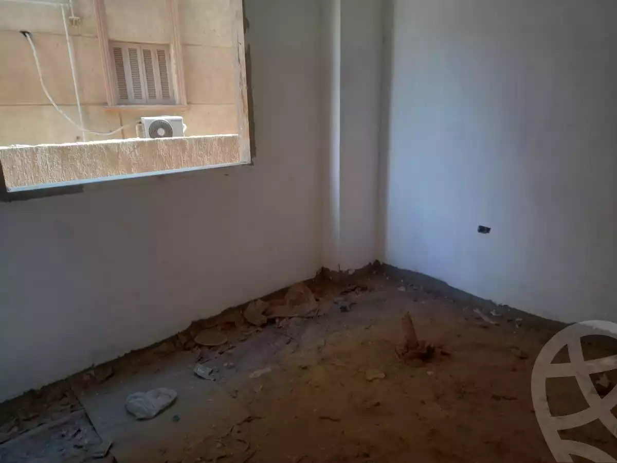 https://aqarmap.com.eg/ar/listing/5771671-for-sale-cairo-new-cairo-el-banafsg-el-banafsag-omarat-qt-342