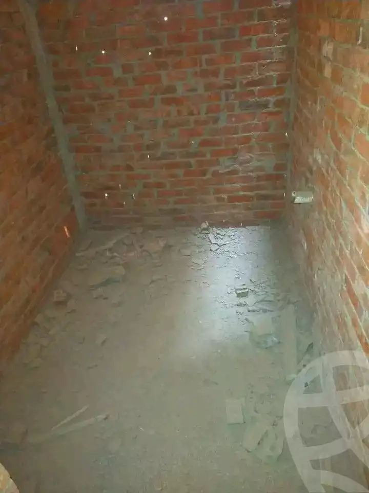 https://aqarmap.com.eg/en/listing/5770860-for-sale-qalyubia-el-khsos-izbat-el-nakhl