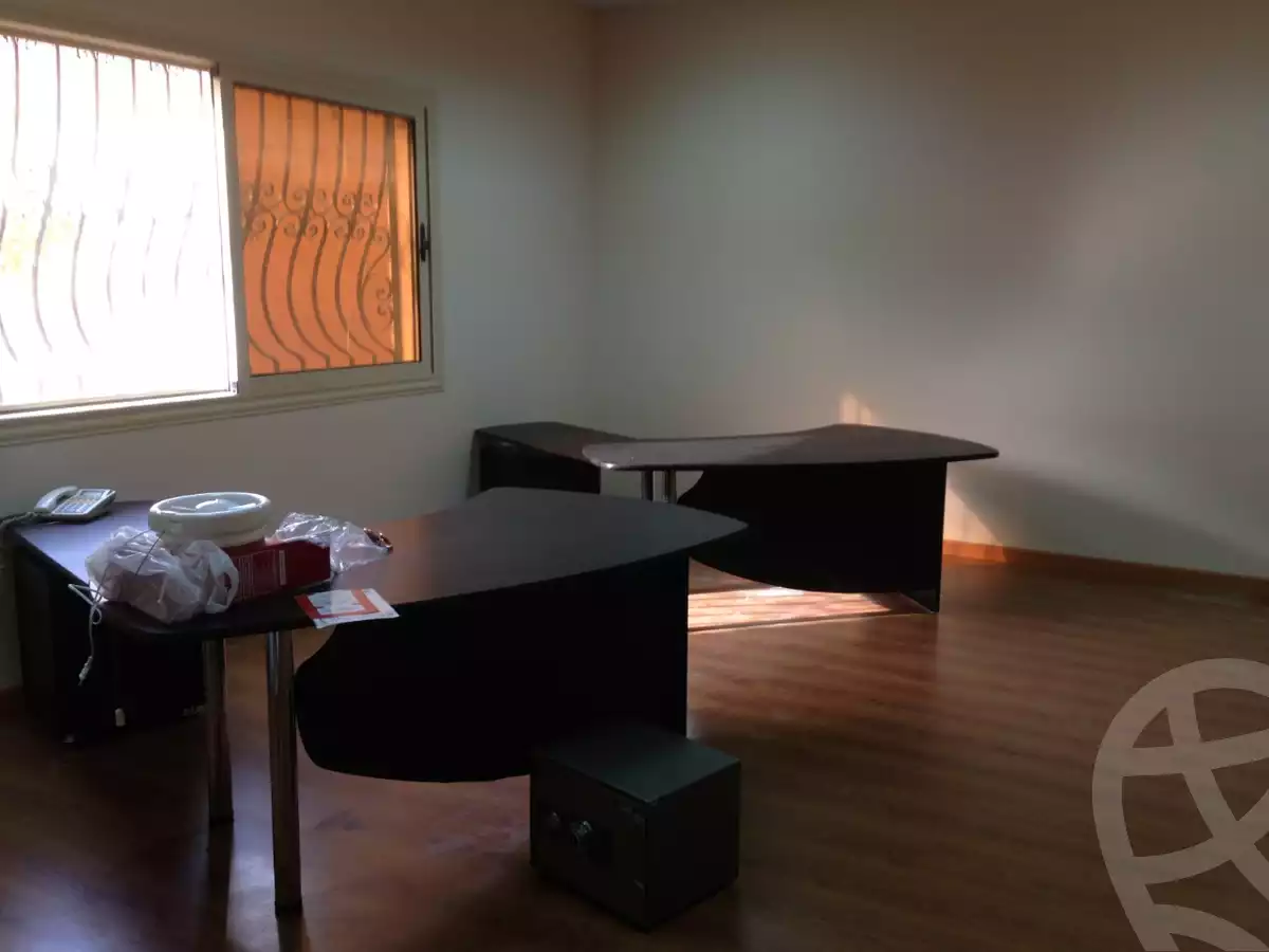 https://aqarmap.com.eg/en/listing/5774742-for-sale-cairo-el-sheikh-zayed-city-alex-cairo-desert-road
