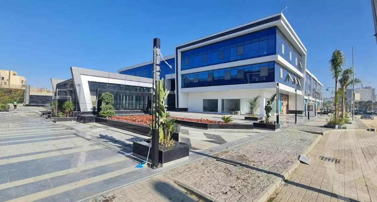 https://aqarmap.com.eg/ar/listing/5775202-for-rent-cairo-el-sheikh-zayed-city-compounds-tryfywm-zyd-nm-llttwyr