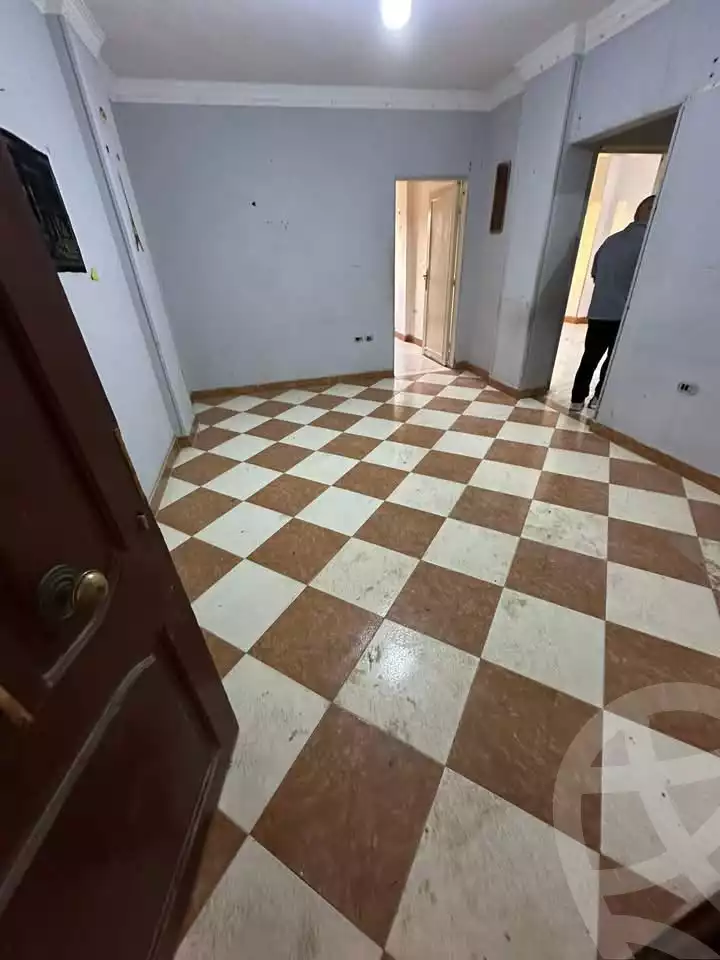 https://aqarmap.com.eg/en/listing/5776146-for-rent-cairo-15th-of-may-mjwr-34