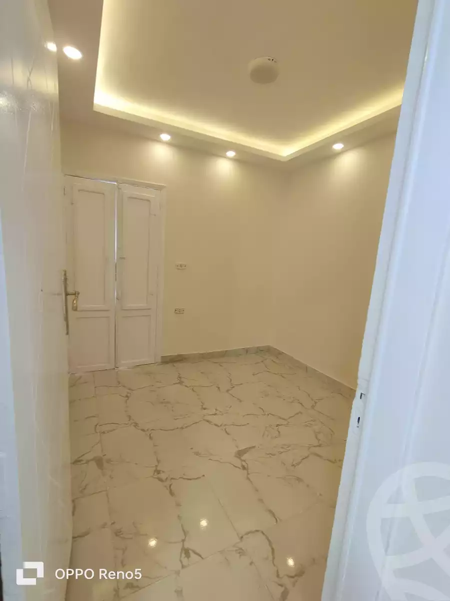 https://aqarmap.com.eg/ar/listing/5776751-for-sale-cairo-helwan-helwan-el-sharkeya-el-maraghi-st