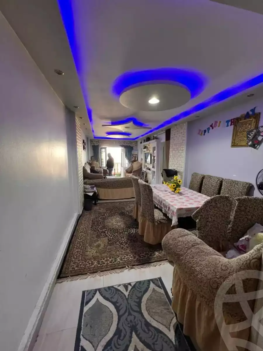 https://aqarmap.com.eg/ar/listing/5777632-for-sale-alexandria-moharram-bey-kanal-al-mahmoudeya-al-bahri-st