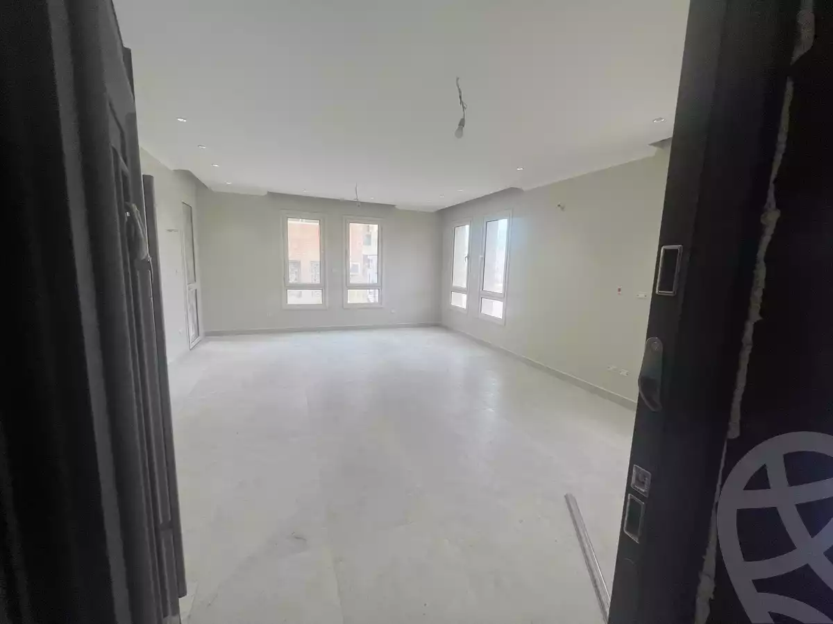 https://aqarmap.com.eg/en/listing/5779075-for-sale-cairo-new-cairo-compounds-paradise