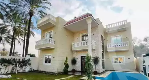 https://aqarmap.com.eg/ar/listing/5779380-for-sale-alexandria-king-maryot-compounds