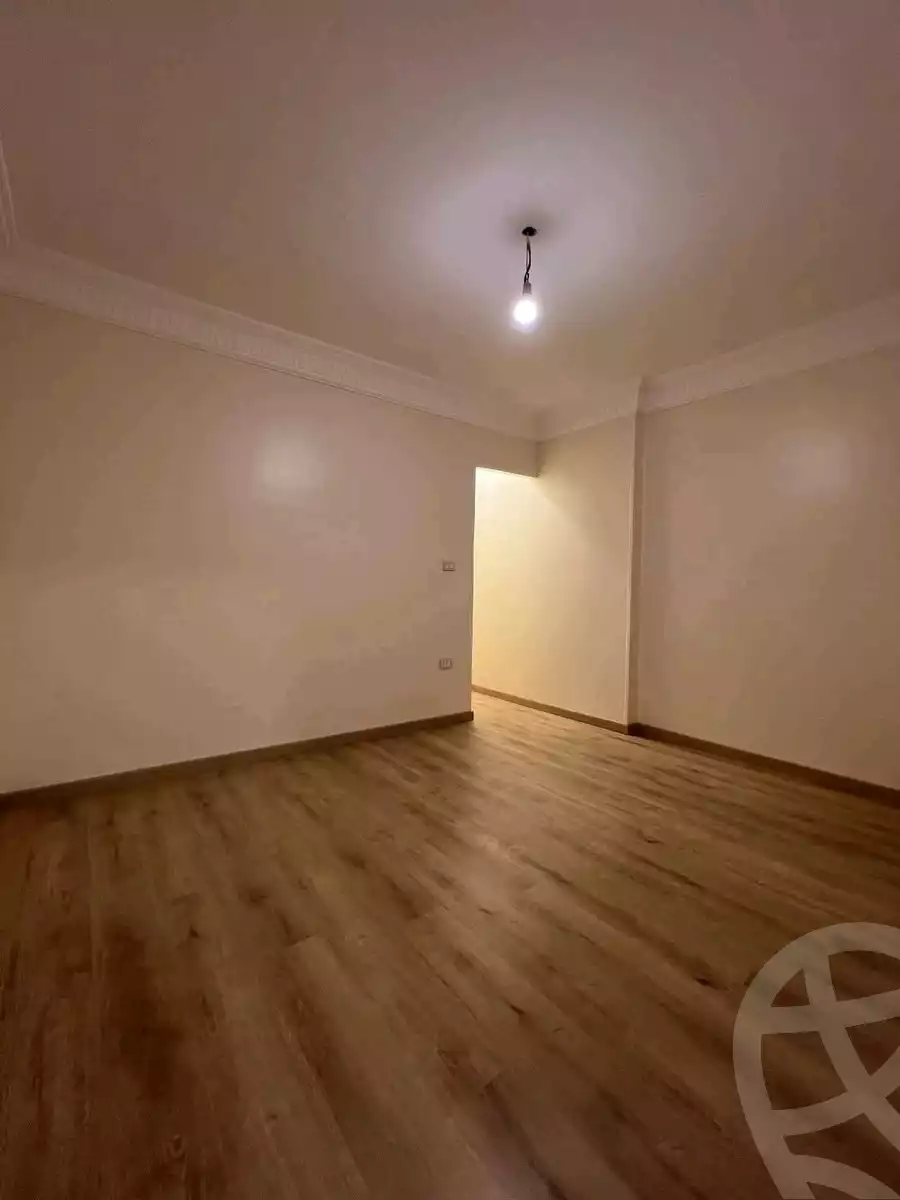 https://aqarmap.com.eg/ar/listing/5779884-for-sale-alexandria-l-jmy-lbytsh-bianchiii