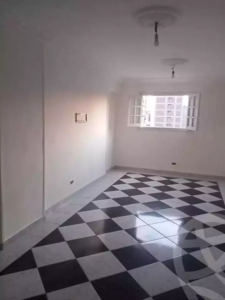 https://aqarmap.com.eg/en/listing/5781059-for-sale-alexandria-el-asafra-shr-45