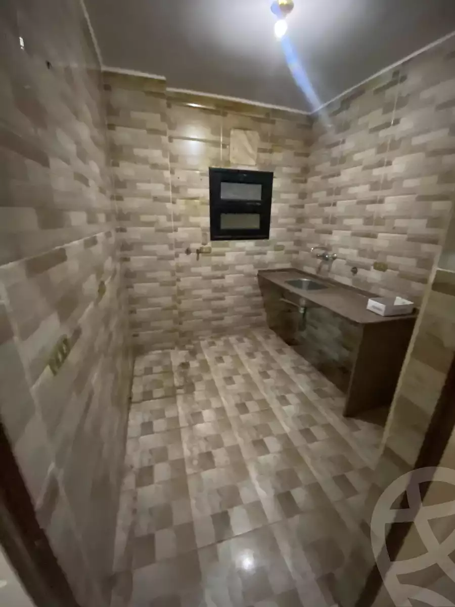 https://aqarmap.com.eg/en/listing/5781347-for-rent-cairo-15th-of-may-mjwr-33