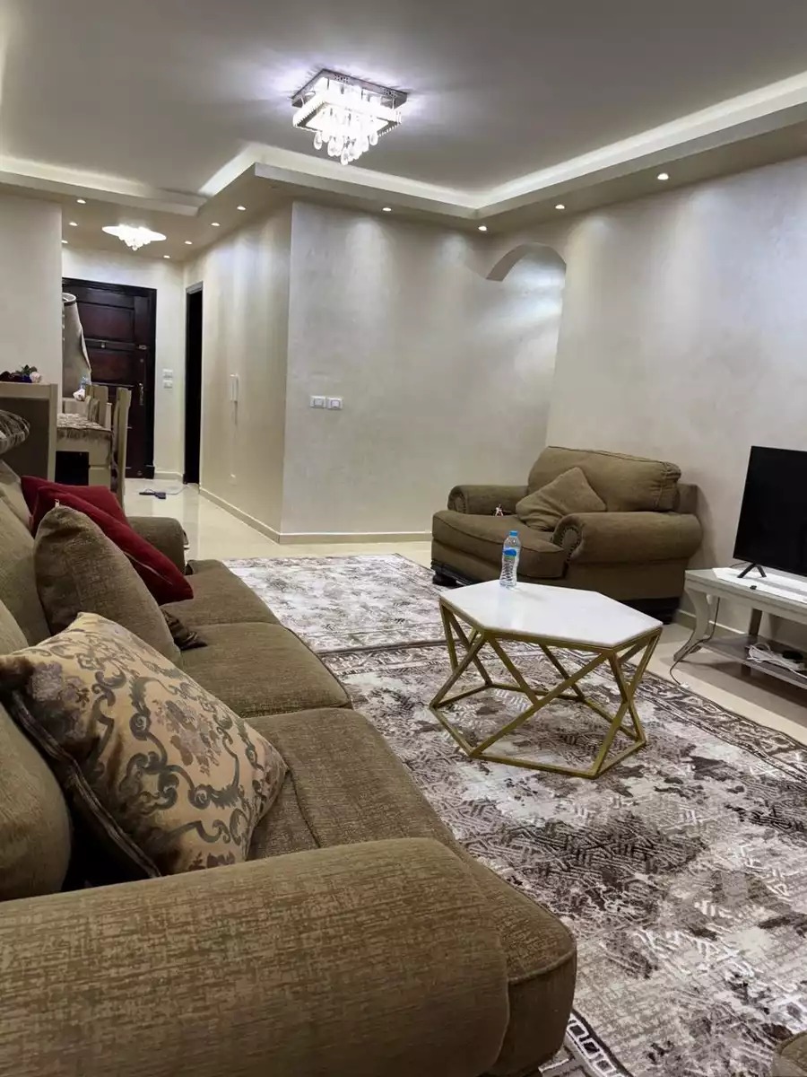https://aqarmap.com.eg/en/listing/5783139-for-rent-cairo-el-sheikh-zayed-city-compounds-dr-msr