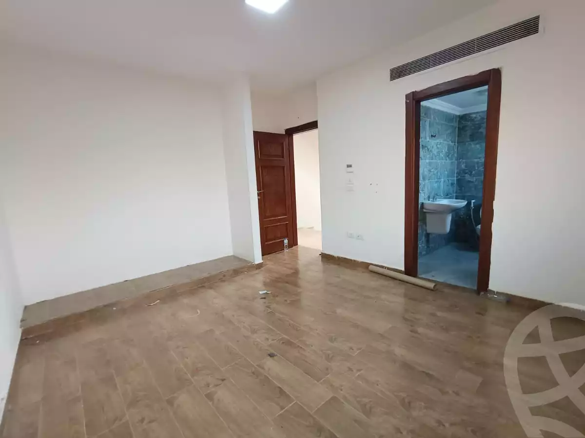 https://aqarmap.com.eg/en/listing/5783042-for-rent-cairo-el-sheikh-zayed-city-compounds-continental-residence