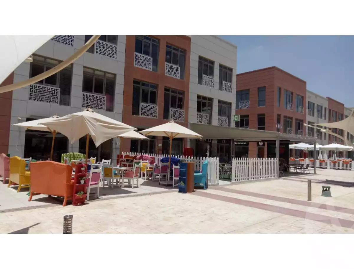 https://aqarmap.com.eg/en/listing/5785440-for-sale-cairo-el-sheikh-zayed-city-compounds-the-courtyard-mall-dorra