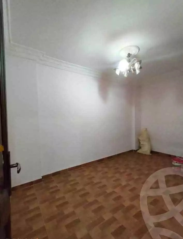 https://aqarmap.com.eg/en/listing/5786925-for-sale-alexandria-l-jmy-lbytsh-el-saleheen-mosque-st