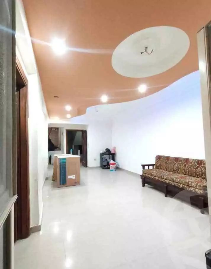 https://aqarmap.com.eg/en/listing/5786925-for-sale-alexandria-l-jmy-lbytsh-el-saleheen-mosque-st