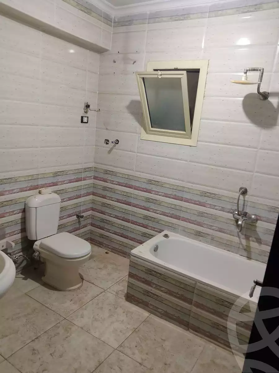 https://aqarmap.com.eg/en/listing/5787289-for-sale-cairo-ain-shams-shr-hmd-jbr