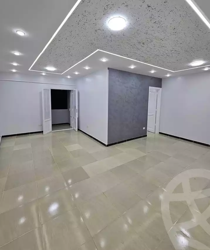 https://aqarmap.com.eg/ar/listing/5787336-for-sale-alexandria-sydy-bshr-sydy-bshr-bhry-shr-khld-bn-lwlyd