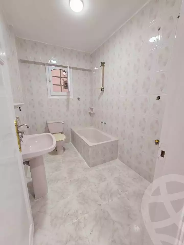 https://aqarmap.com.eg/ar/listing/5790160-for-sale-alexandria-l-jmy-shataa-el-nakheel