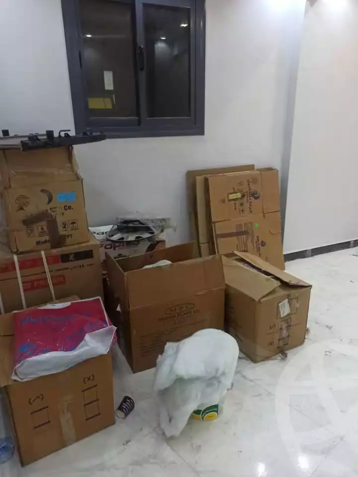 https://aqarmap.com.eg/en/listing/5792896-for-rent-alexandria-shds