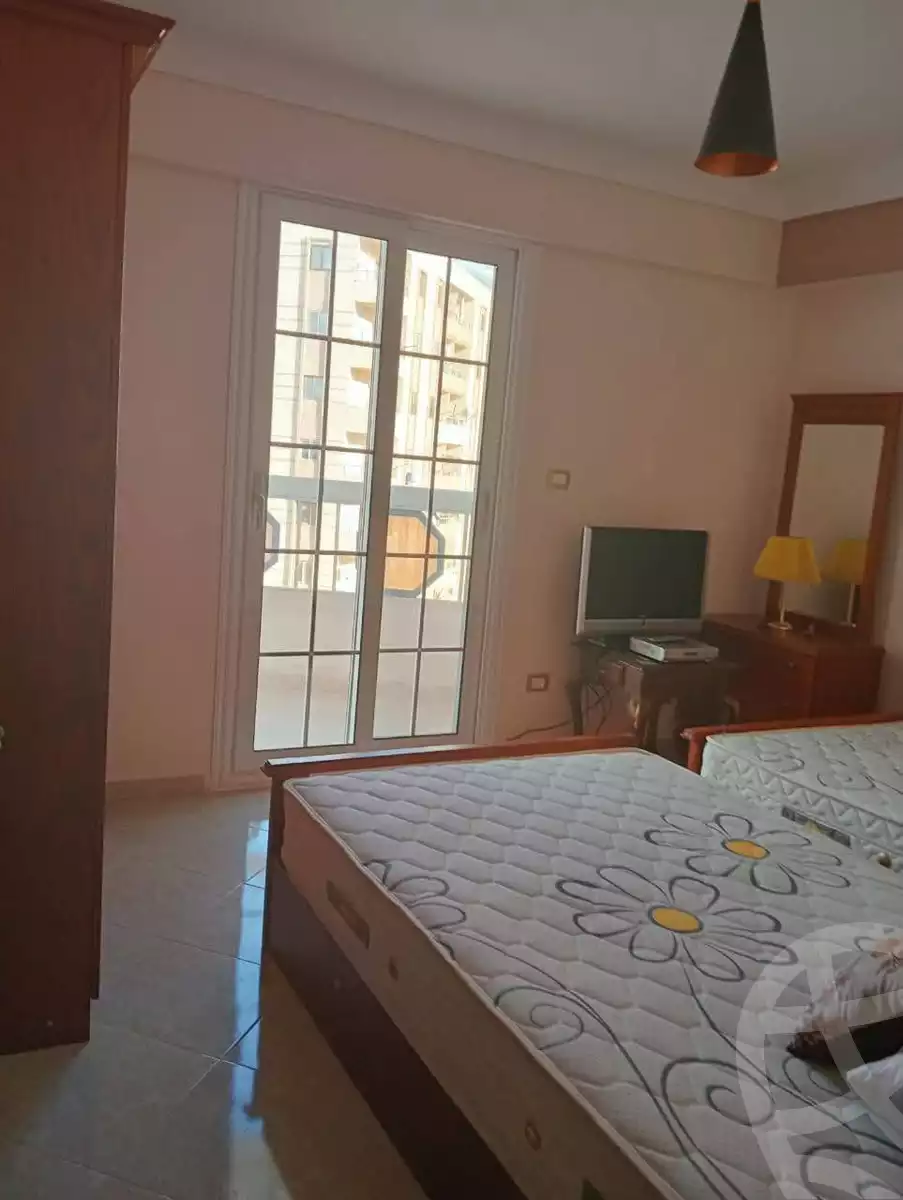 https://aqarmap.com.eg/en/listing/5794039-for-sale-alexandria-l-jmy-lbytsh-street-5-st