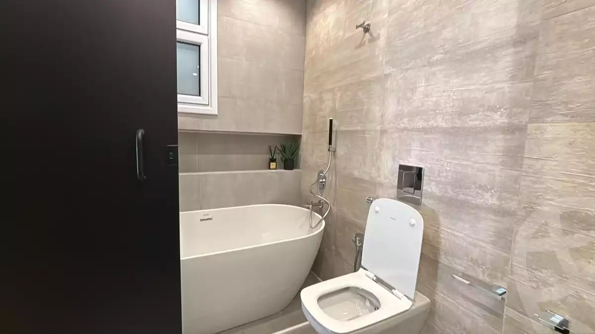 https://aqarmap.com.eg/en/listing/5794443-for-rent-cairo-new-cairo-compounds-villette-kmbwnd-sky-kwndwz-swdyk-villette