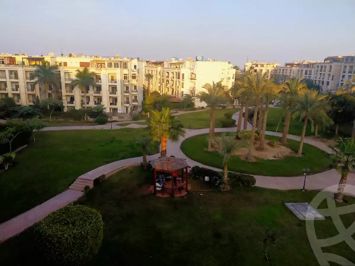 https://aqarmap.com.eg/ar/listing/5794504-for-sale-cairo-el-sheikh-zayed-city-compounds-hadayek-el-mohandiseen